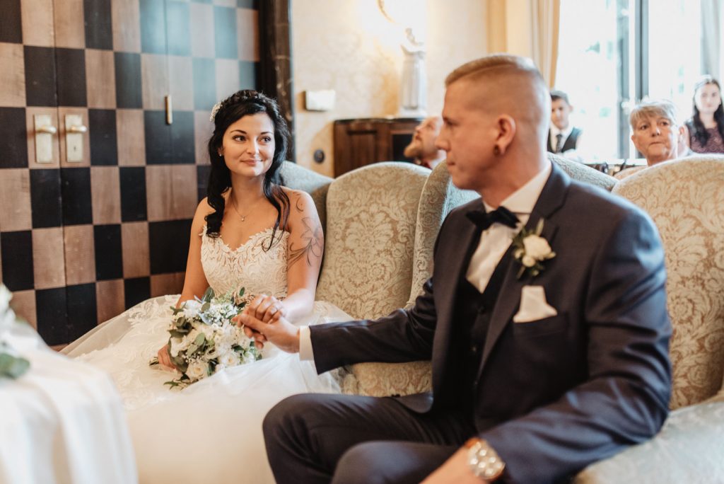 Hochzeitsfotograf Leipzig - Hochzeit im Gästehaus Wolfsbrunn