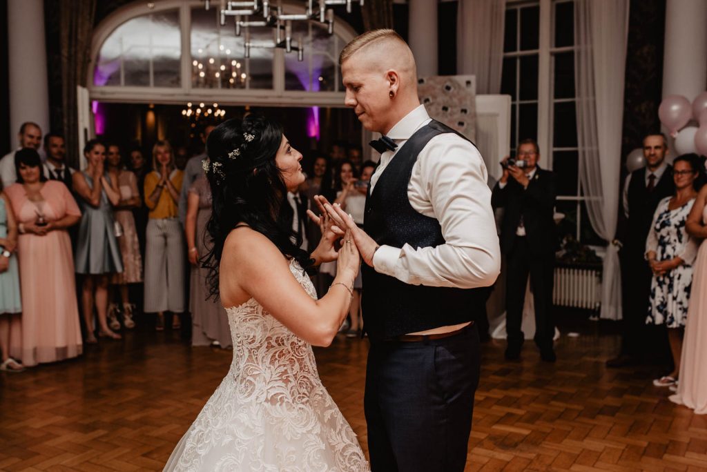 Hochzeitsfotograf Leipzig - Hochzeit im Gästehaus Wolfsbrunn